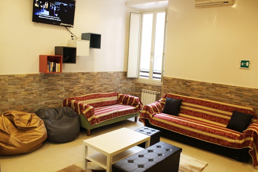 Legends Hostel Roma Ngoại thất bức ảnh