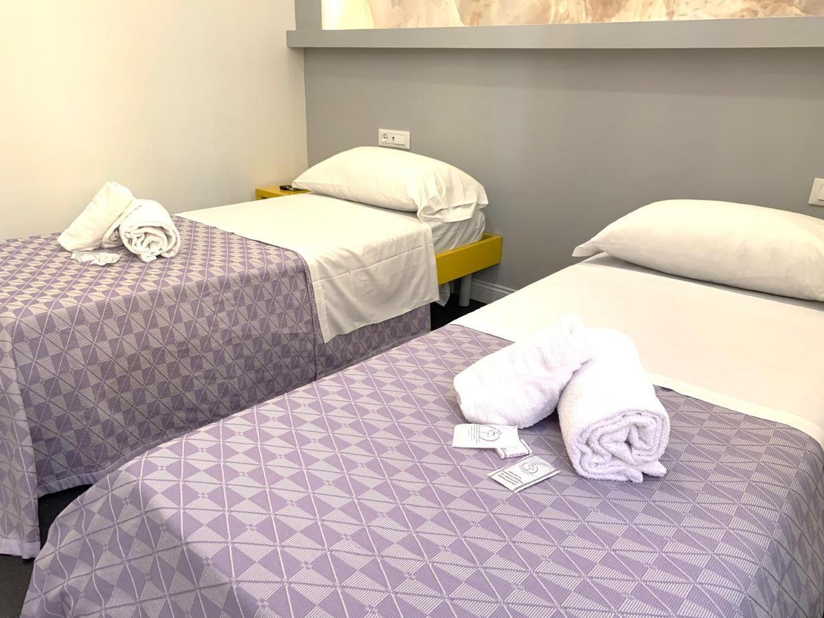 Legends Hostel Roma Ngoại thất bức ảnh