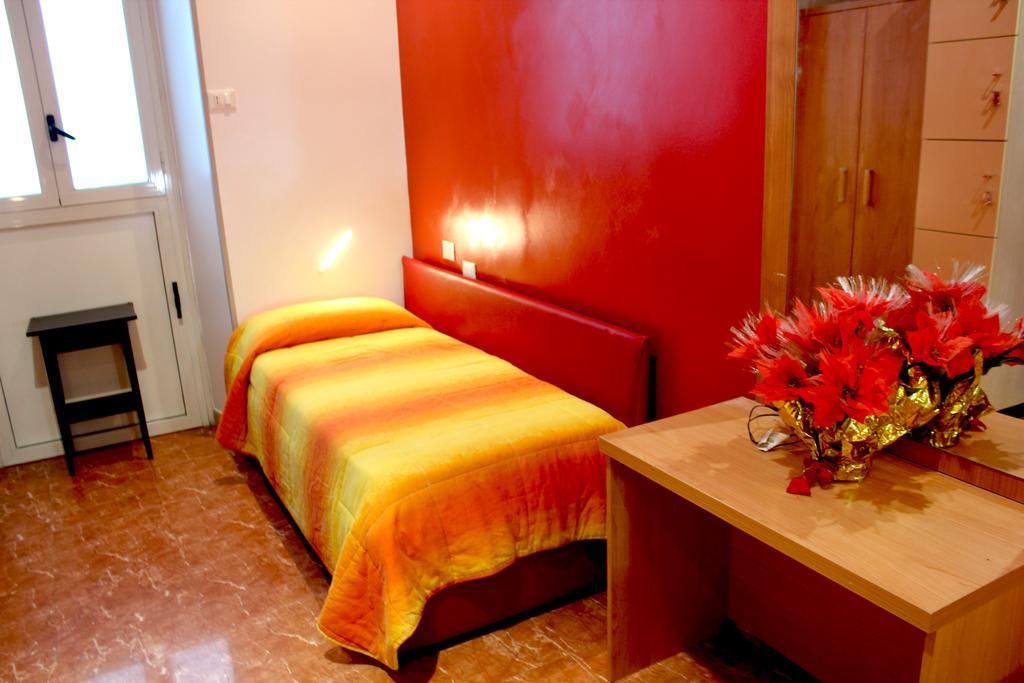 Legends Hostel Roma Ngoại thất bức ảnh